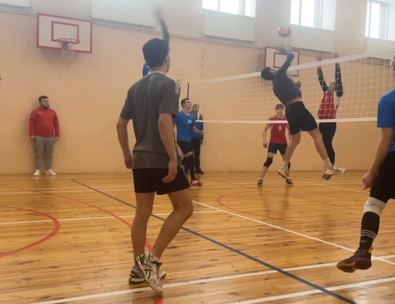 Соревнования по волейболу среди студентов ССУЗов РТ