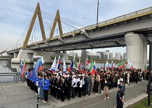 Участие в торжественном шествии ко Дню воссоединения Донецкой и Луганской народных республик