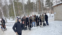 Уборка снега на территории колледжа