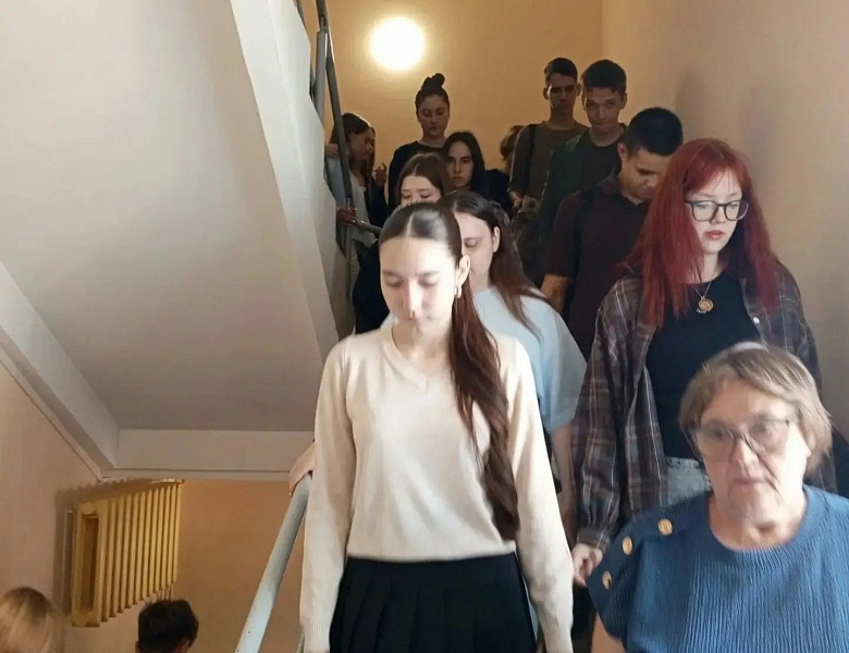 Учения по эвакуации при пожаре