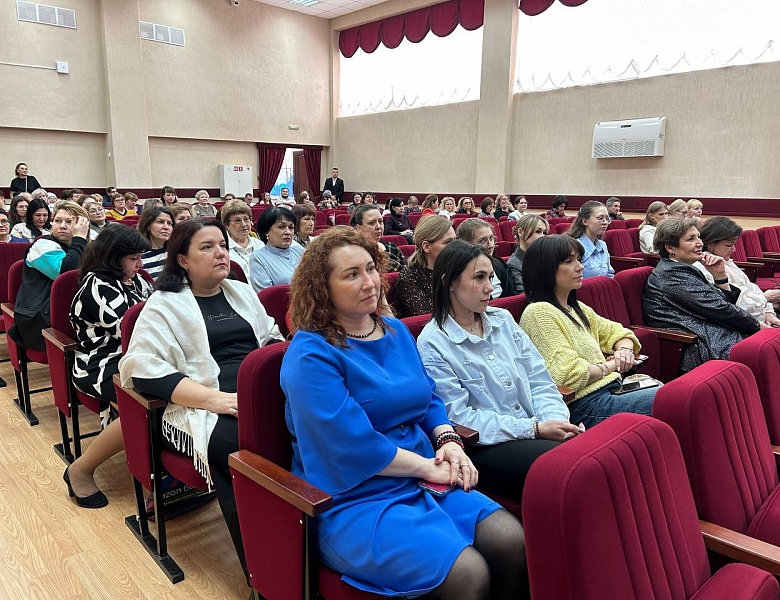 Праздничный концерт «Две стихии. Сварог против Лады»