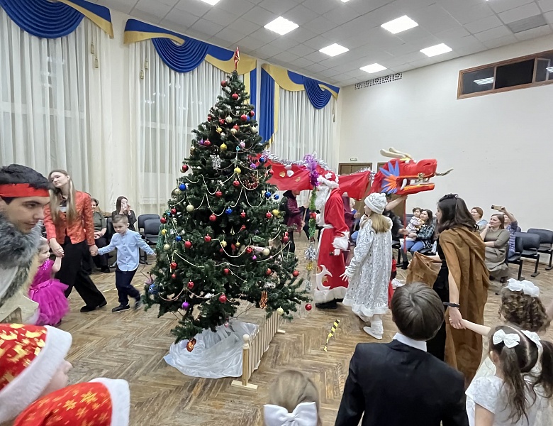 Новый год для детей
