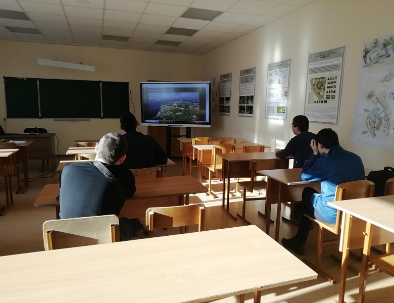 "Разговоры о важном" "Крым и Севастополь: 10 лет в родной гавани"