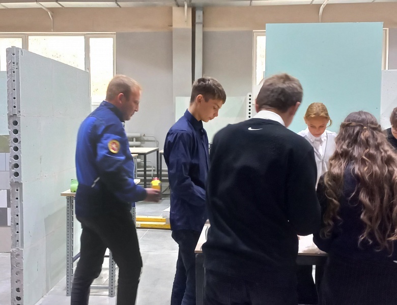 Профессиональные пробы по направлению Облицовщик-плиточник 8, 9, 10 октября 2024 года