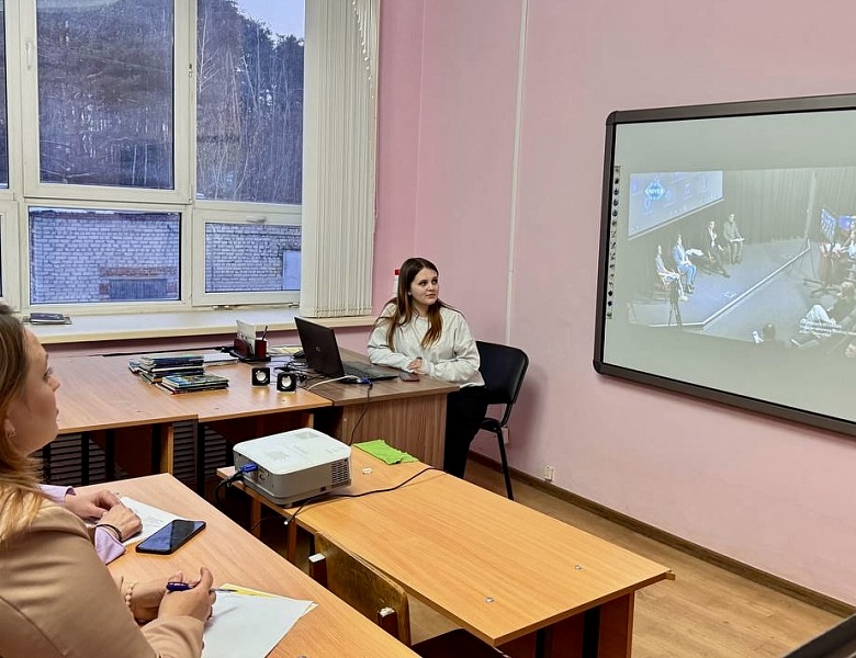 Прямой эфир #МарафонВозможностей по грантам для физических лиц