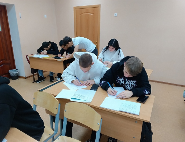 Акция "Письмо солдату" в группах СД 9-15 и ЗУк 9-12