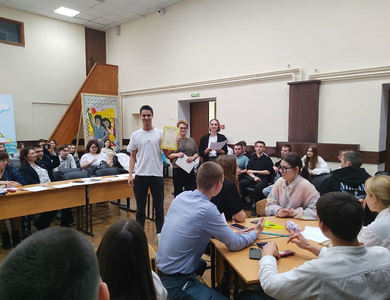 Мероприятие для студентов колледжа "Знатоки инженерной графики" 