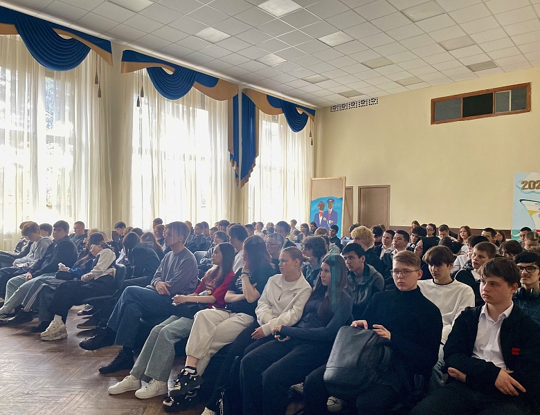 В Казанском строительном колледже прошёл цикл профилактических кинопоказов!