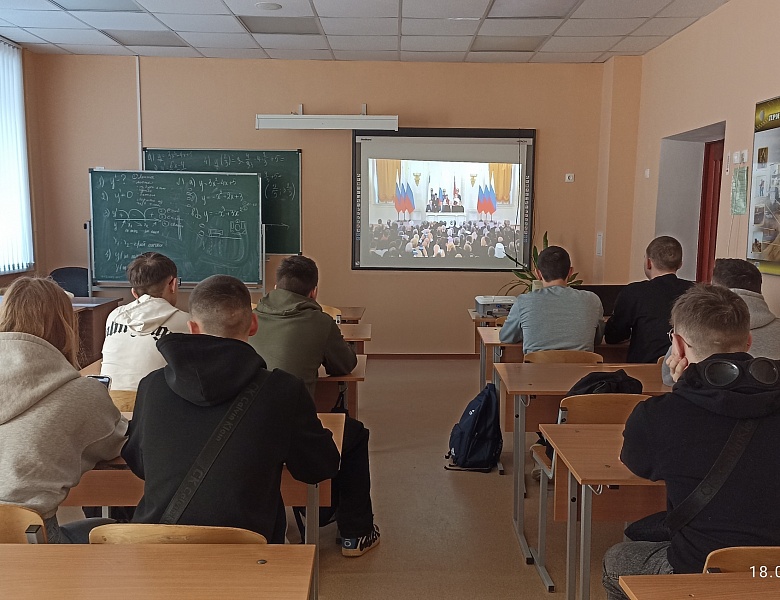 "Разговоры о важном" "Крым и Севастополь: 10 лет в родной гавани"