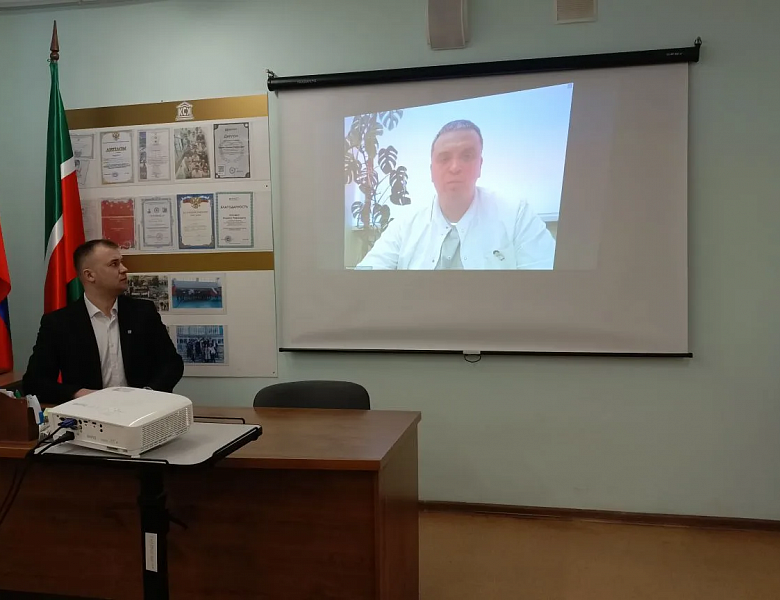 Важное онлайн-занятие для студентов: «Как отказаться от употребления никотин- и алкогольсодержащих продуктов»