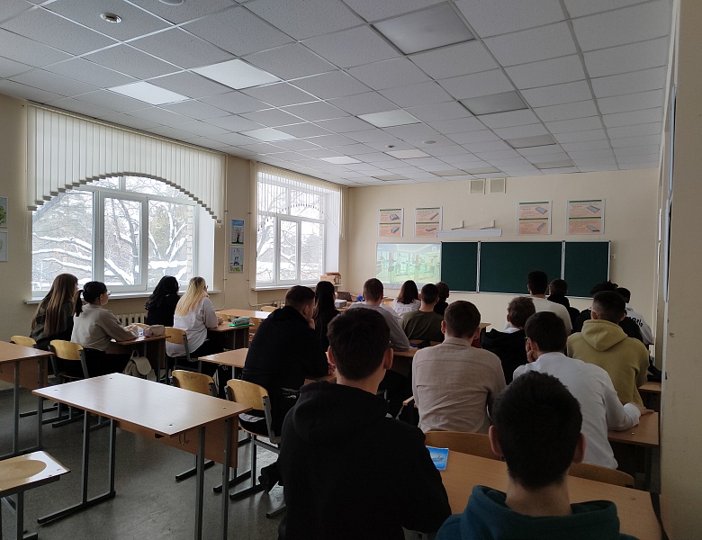 Профориентационное занятие «Россия здоровая: узнаю о профессиях и достижениях страны в области медицины и здравоохранения»