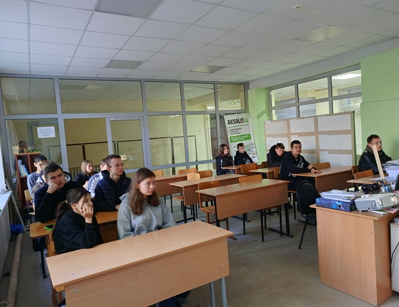 Торжественная линейка в Казанском строительном колледже!