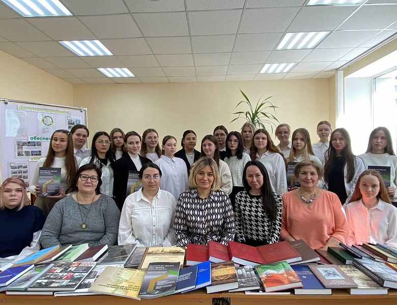  Урок «Мир архивов сквозь призму «Эхо веков»