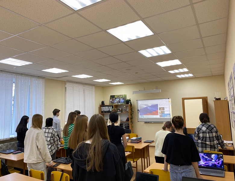 "Разговоры о важном" "Крым и Севастополь: 10 лет в родной гавани"