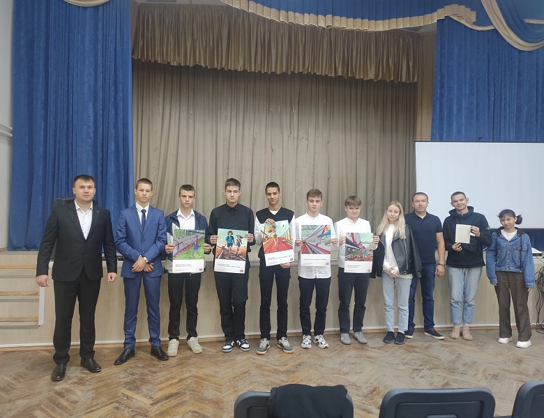 Классные часы в студенческих группах 1-4 курсов по безопасности на железной дороге