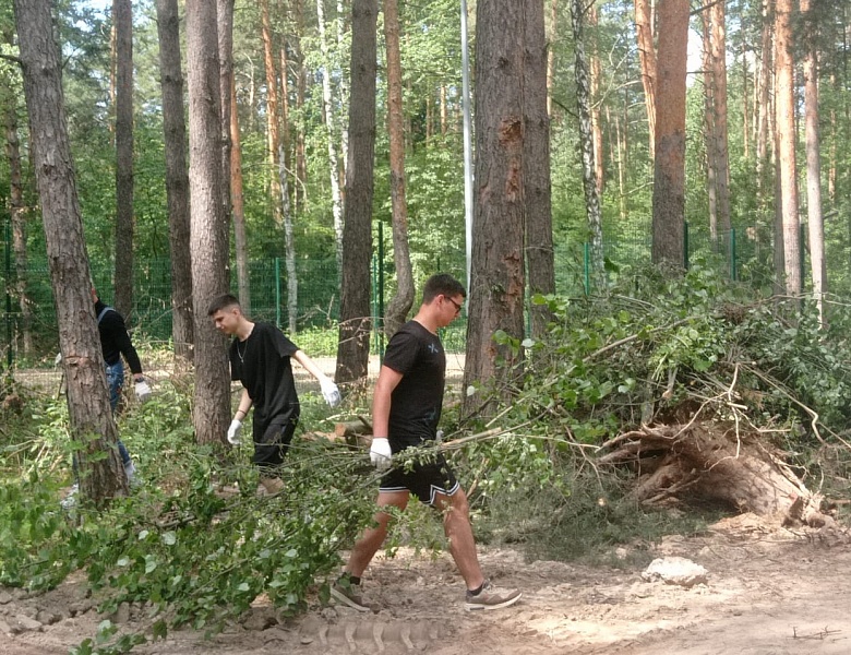 Участие волонтерского отряда «МастерОК» в подготовке к сезону летнего отдыха