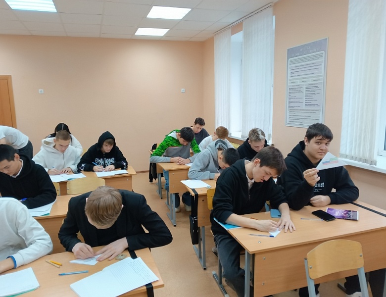 Акция "Письмо солдату" в группах СД 9-15 и ЗУк 9-12
