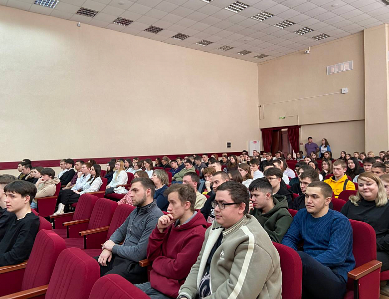 Презентация молодежных карьерных проектов для студентов