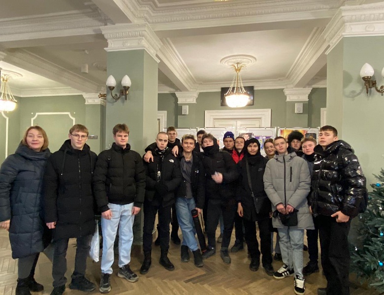 Фильм "Новогодний шеф" в рамках реализации Пушкинской карты