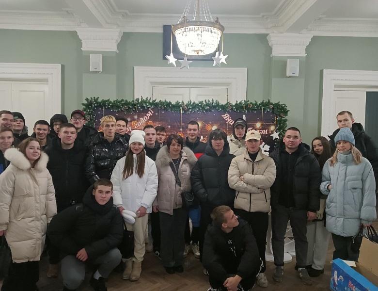 Посещение новогодних киносеансов студентами колледжа