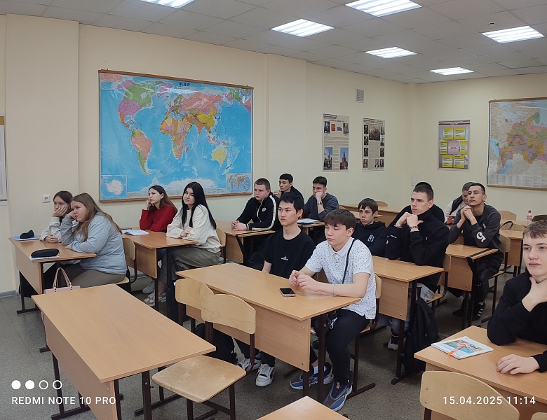 Встреча студентов со старшим специалистом отдела по работе с личным составом управления МВД России
