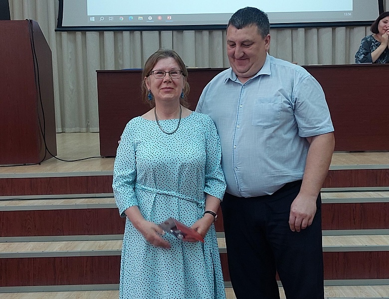 Поздравляем педагогов колледжа с заслуженными наградами!
