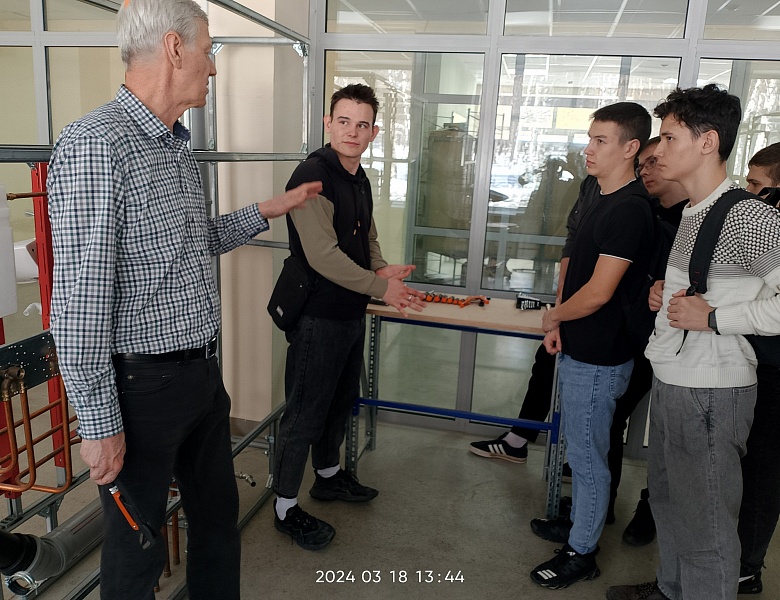 День работников ЖКХ