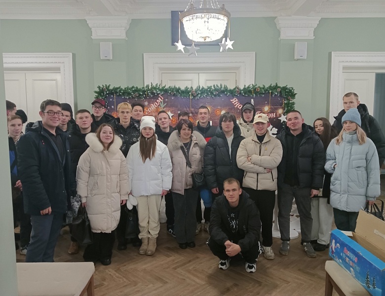 Посещение новогодних киносеансов студентами колледжа