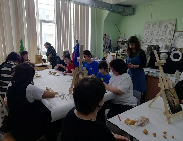 Мастер-класс по декоративно-прикладному творчеству "Виноградная лоза"