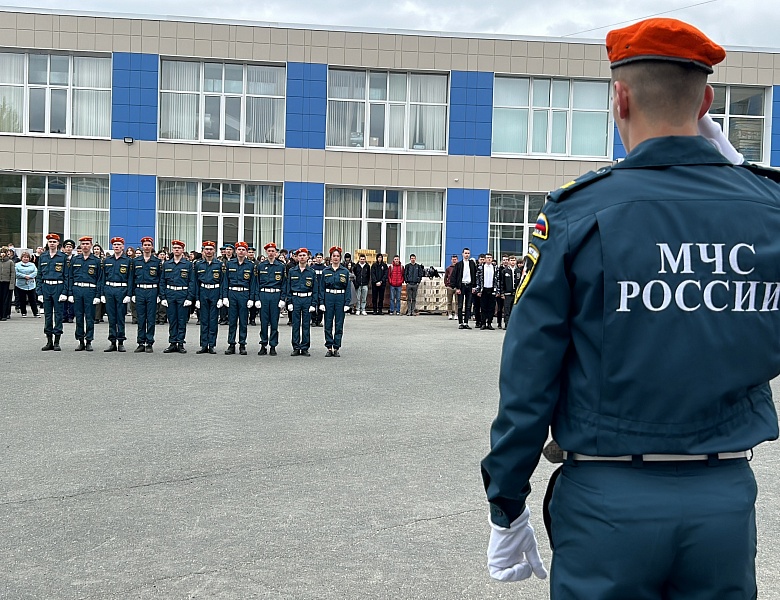 Проведение «Смотра строя и песни»