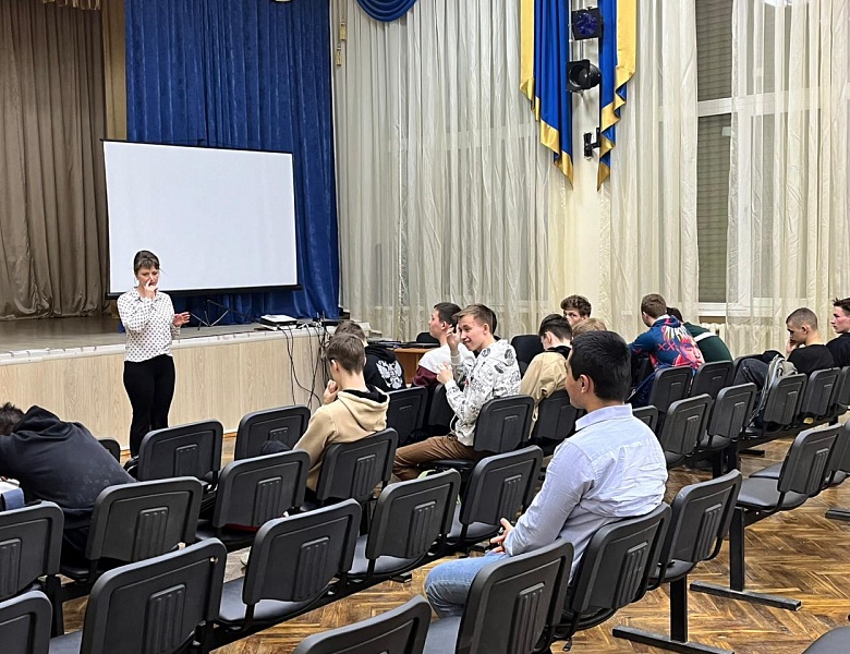Тренинг на тему: «Развитие навыков общения, социальной гибкости, дружелюбия и командообразования»