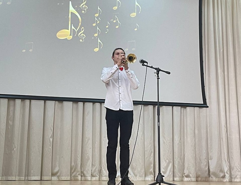 Праздничный концерт, посвященный Дню защитника Отечества и Международному женскому дню «23+8»